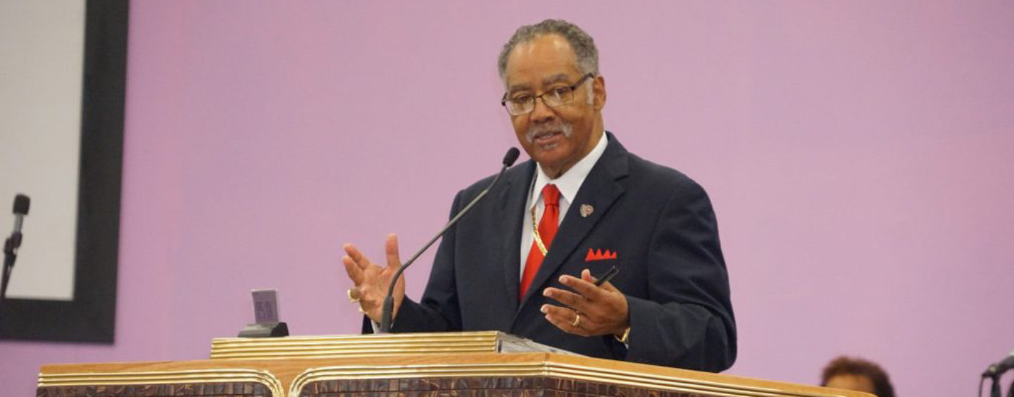 Virginia Pastor Who Defied Social Distancing Has Died After Contracting COVID-19