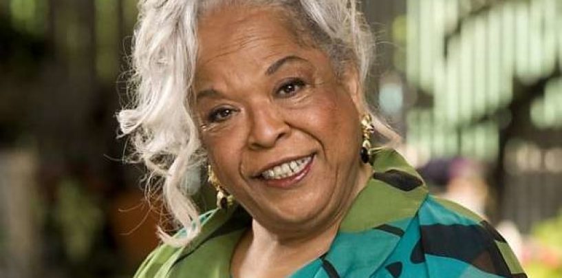 “Touched by an Angel” Star Della Reese Dies at 86