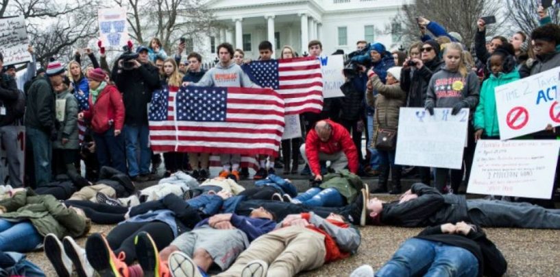 At White House Lie-In, Teens Call on Congress to ‘Protect Kids, Not Guns’