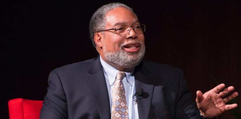 Smithsonian Selects African American Museum Director as Secretary