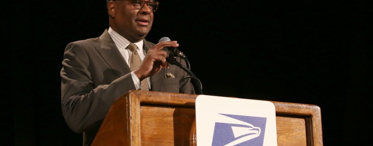 Vote-by-Mail Under ‘Existential Threat’ as Top US Postal Service Official Reportedly Forced Out
