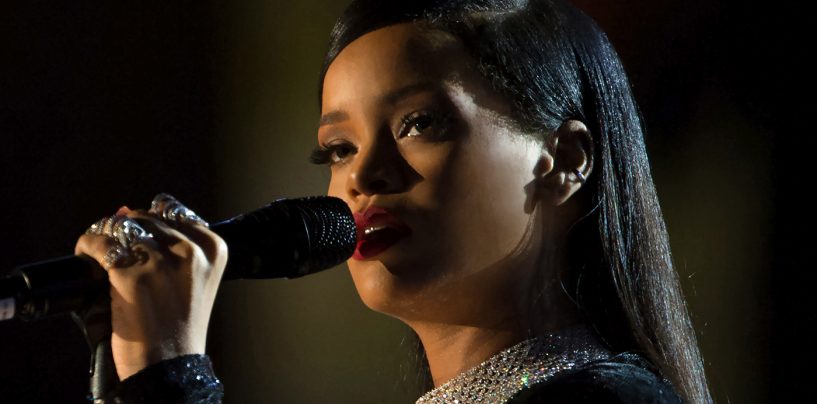 Rihanna Tops $1 Billion in Net Worth