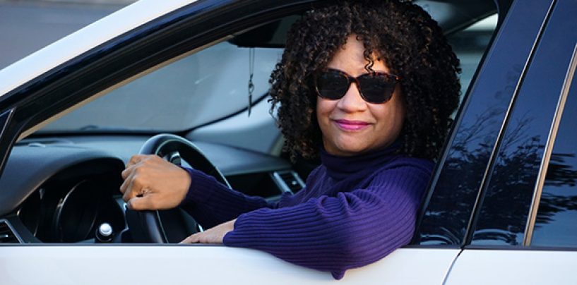 Meet the Black Entrepreneur Who Left a Six Figure Career to Start a Mobile Notary Service
